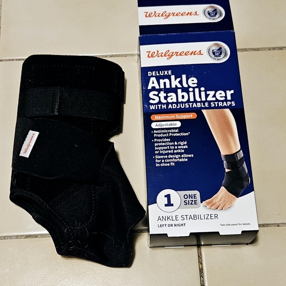 WALGREENS DELUXE  ADJUSTABLE ANKLE STABILIZER - Picture 2 of 5